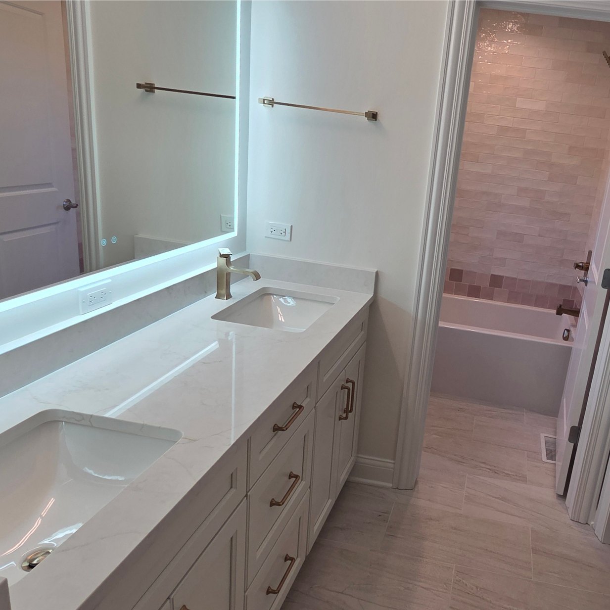 A Serene Primary Bathroom